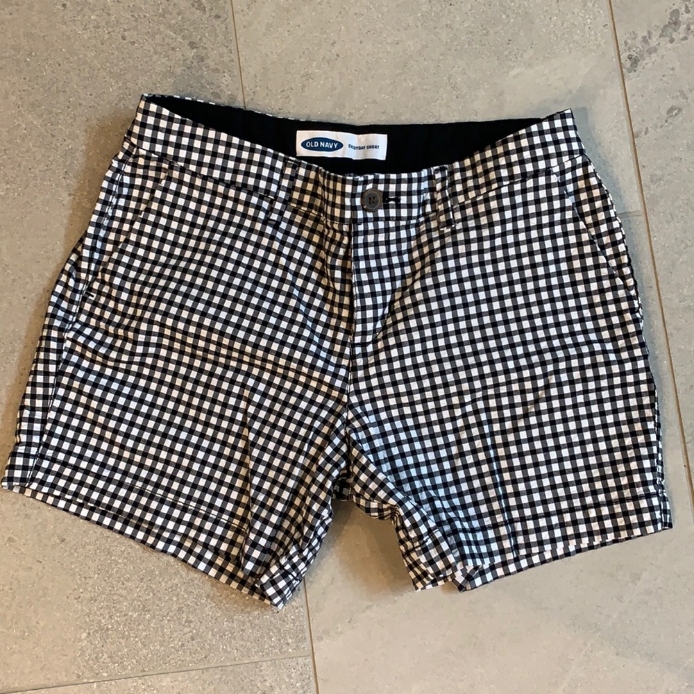 Old Navy every day shorts in black gingham pattern